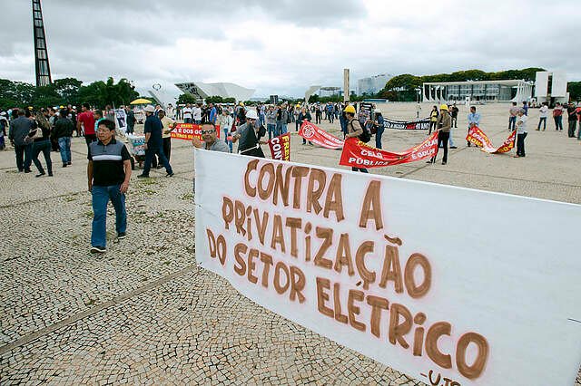 Eletricitários fazem greve nacional